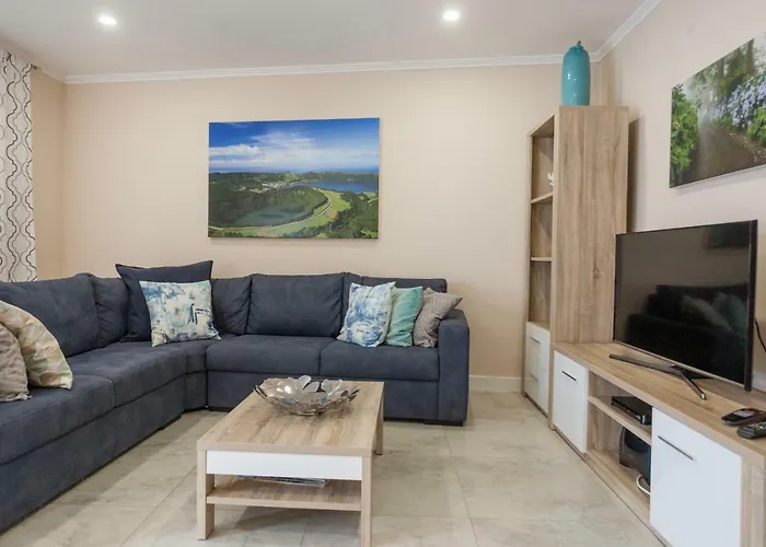 Surf Beach_santa Barbara Secret Gardens *